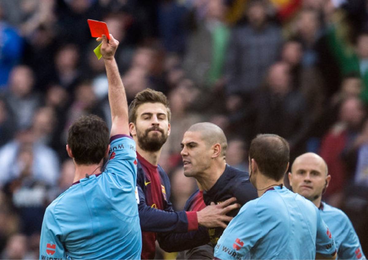 Víctor Valdés se fue expulsado del Bernabéu