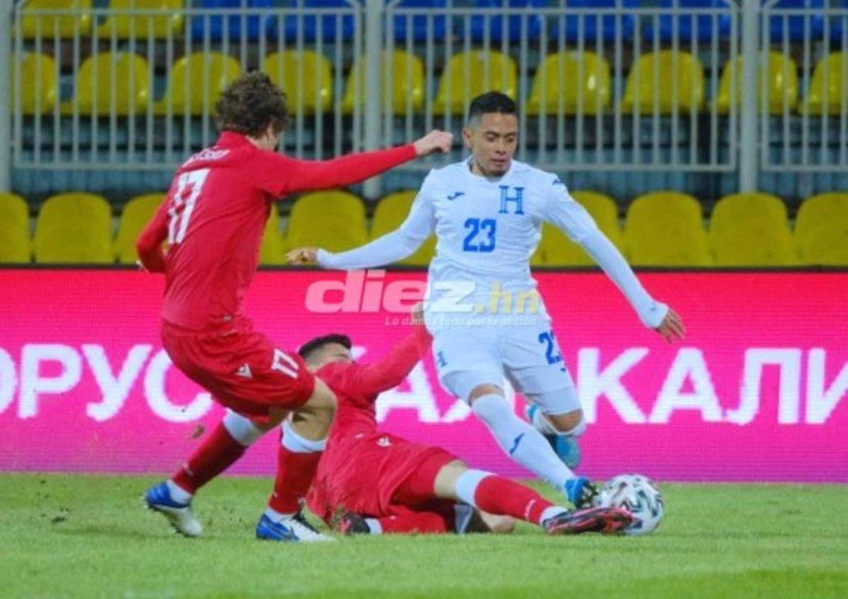'No aprovechó': Así valoró uno a uno Carlos Pavón a los seleccionados en el juego frente a Bielorrusia