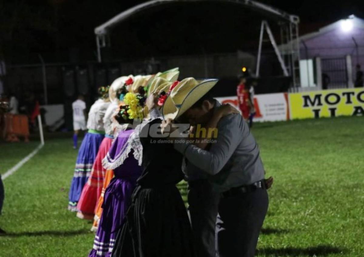 Con danzas, corte de cinta y tremenda fiesta se inauguró alumbrado del estadio de Tocoa