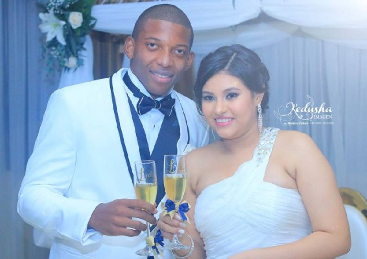 Las imágenes de la boda del portero Luis 'Buba' López