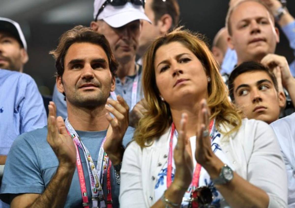 Nico Rosberg gana su primer título de Fórmula Uno