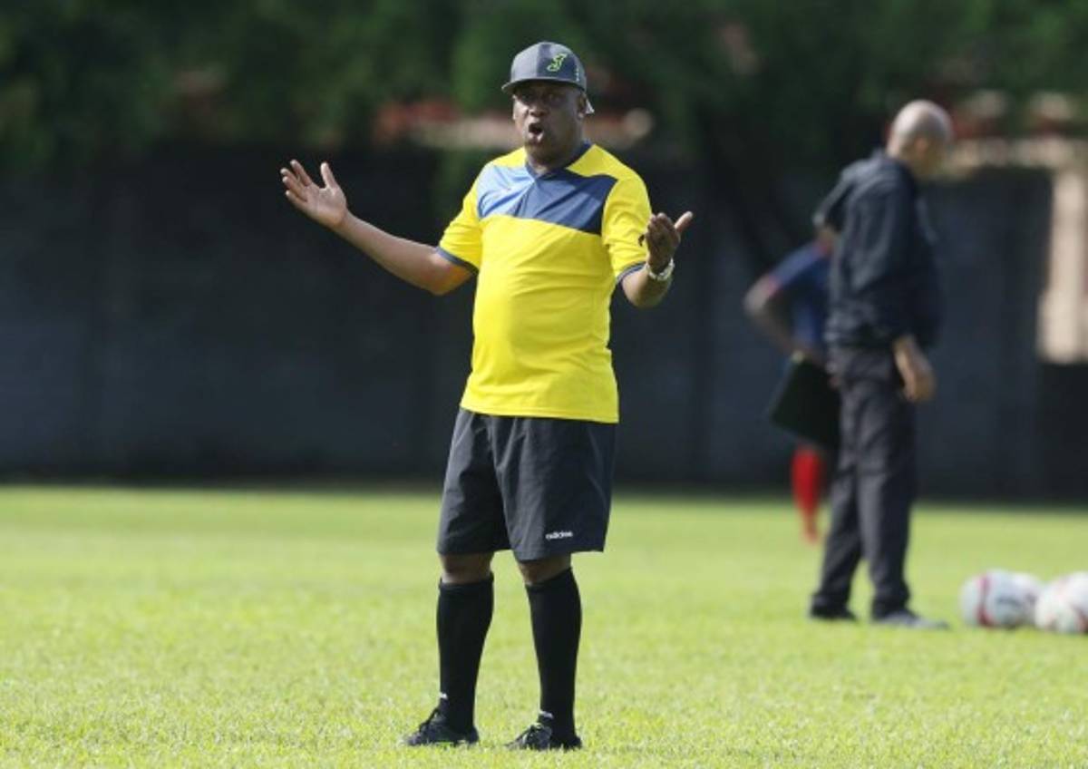 ¡Otro más! Hernán Medford se une a los técnicos sin culminar un proceso en Real España