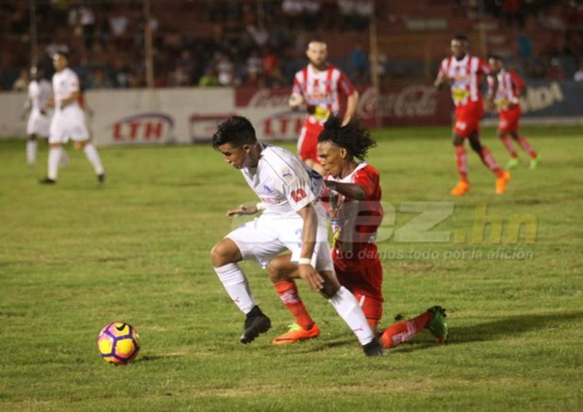 NO VISTE EN TV: La táctica fallida del Real España y el festejo de Júnior Lacayo