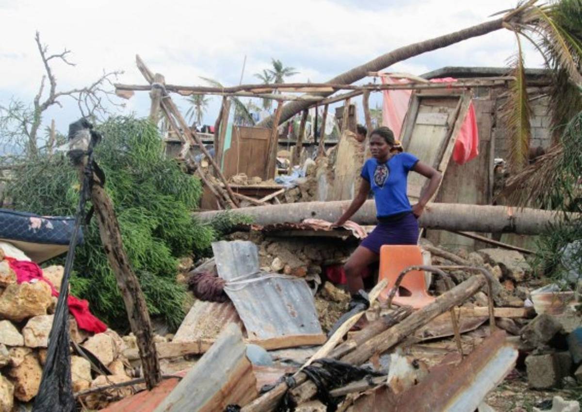 EN FOTOS: El desastre, dolor y muerte que dejó Matthew por Haití