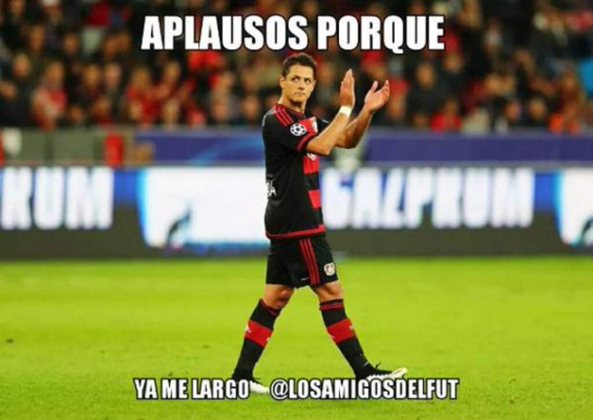 Los memes que dejaron las fallas del Chicharito ante el Barcelona