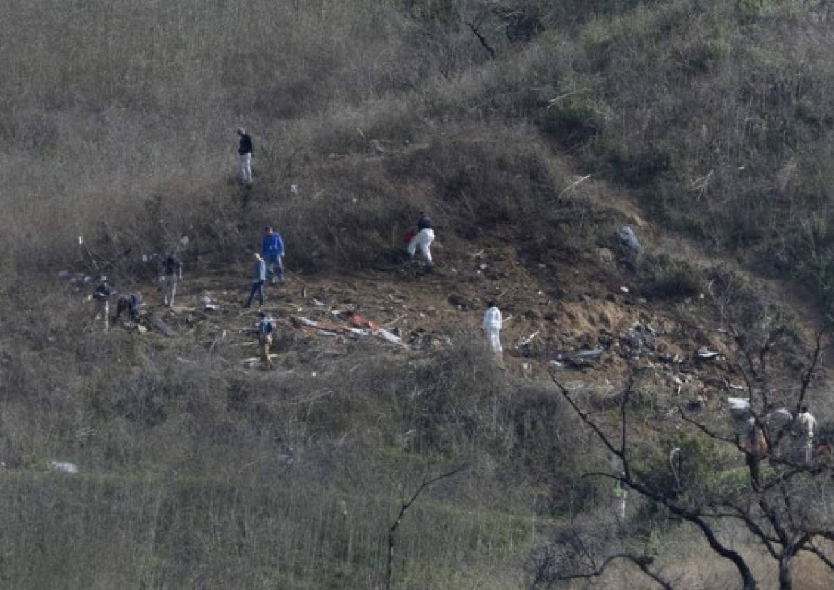 Kobe Bryant; Recuperan los primeros cuerpos en el lugar donde se estrelló el helicóptero