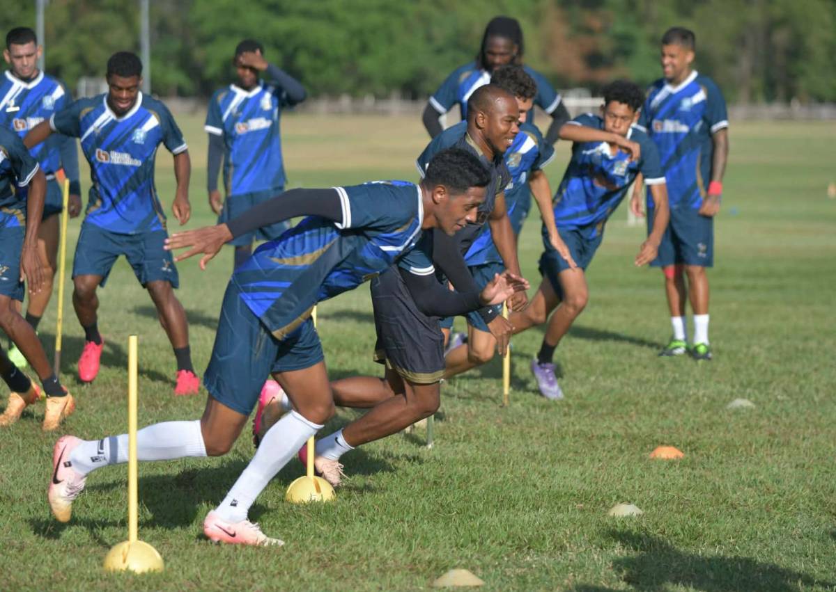 Entre alegría y motivación: así se prepara Génesis FC para enfrentar a Platense