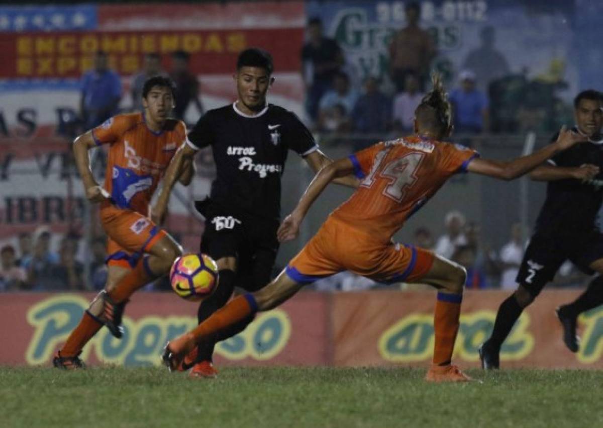 La actualidad de los jugadores que hizo debutar Héctor Vargas en Olimpia