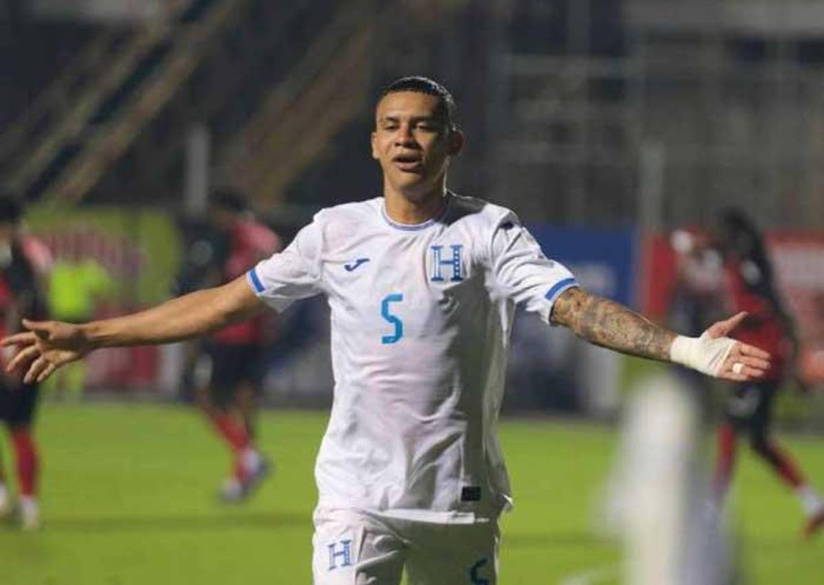 Kervin Arriaga rompe dos marcas sin jugar un solo minuto en Levante: lo que costó su fichaje y hace historia en Centroamérica