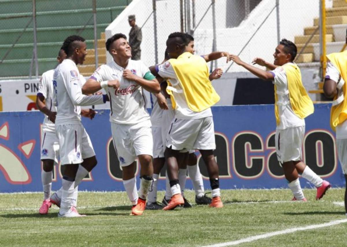 Las razones del fracaso del Olimpia en los últimos seis torneos de la Liga Nacional, según expertos