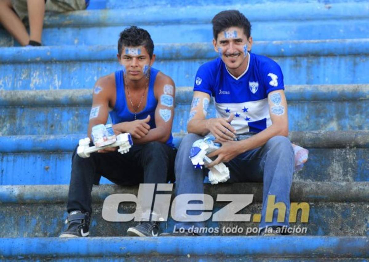 El ambiente en el estadio Olímpico con Honduras-Venezuela