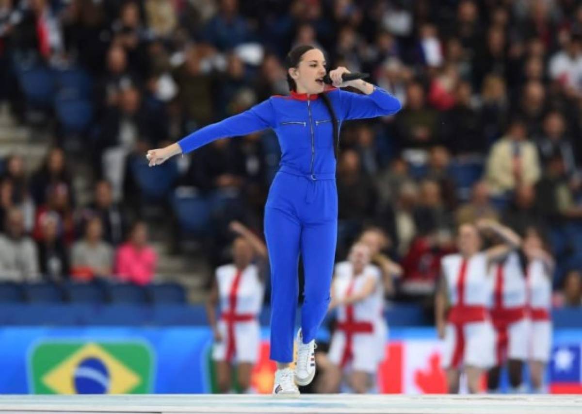 Baile, música y emoción: Francia arrolla en su debut en el Mundial Femenino  