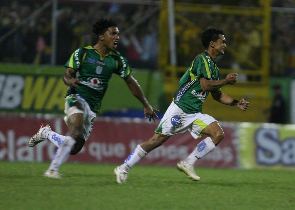 Históricas fotos del clásico sampedrano Real España - Marathón: un DT golpeado, leyendas y nostalgia