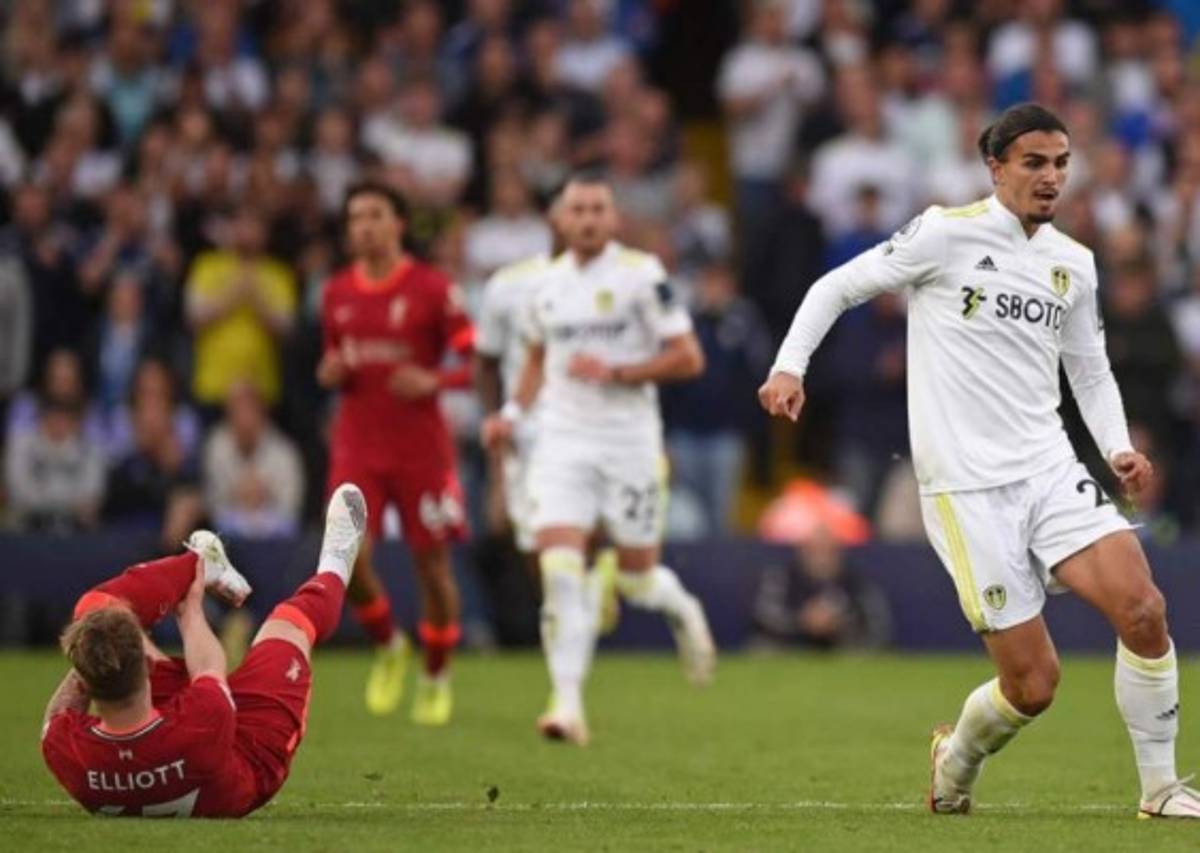 No apto para sensibles: Así fue la escalofriante lesión de Harvey Elliott del Liverpool; sufrimiento y shock de Klopp  