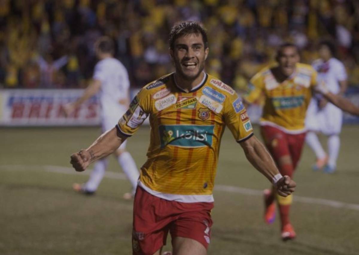 SORPRESAS | Hondureños agitan el mercado de fichajes en Centroamérica