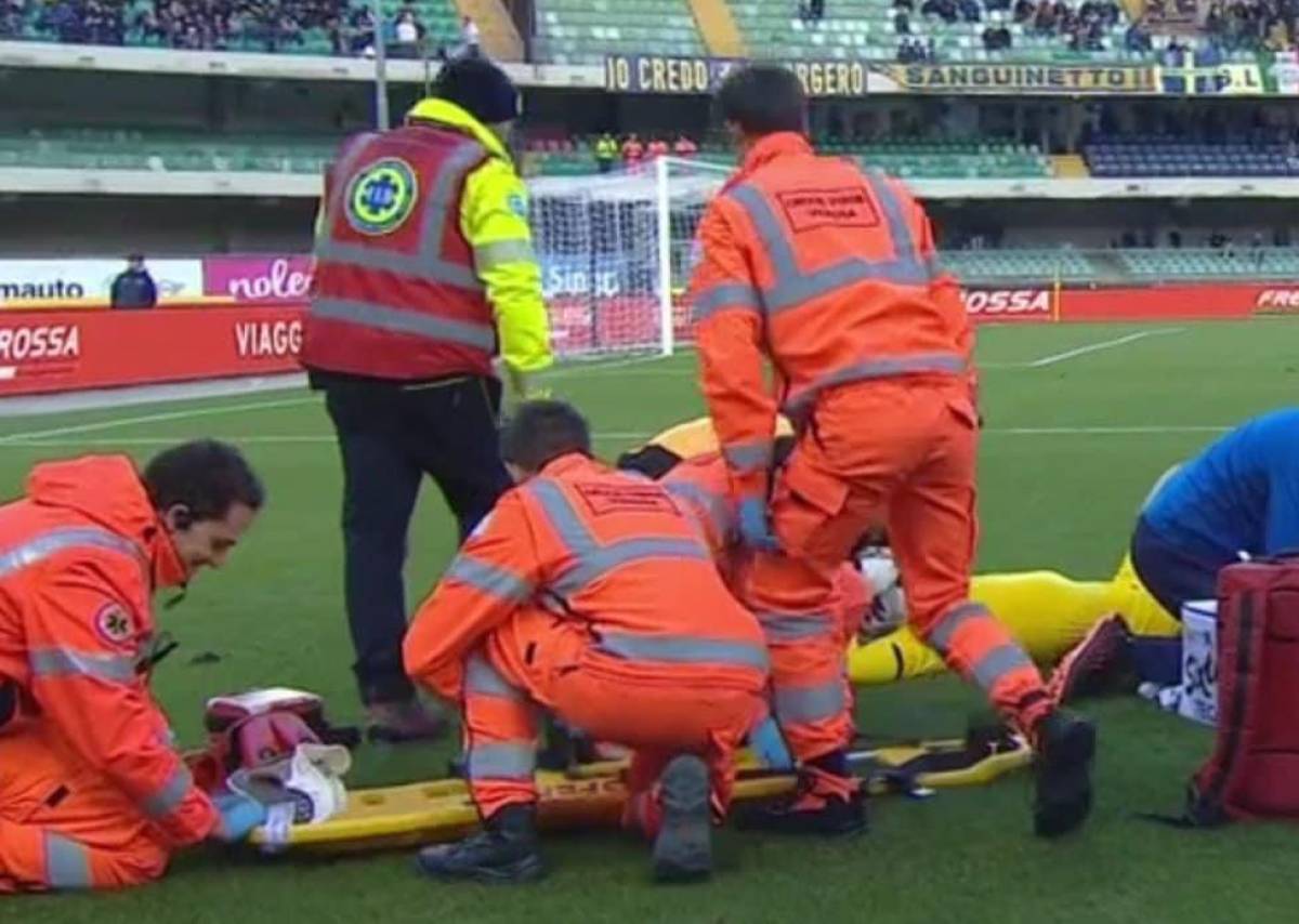 No apto para sensibles: La terrible lesión de tobillo que sufrió jugador de Polonia que se perderá el Mundial de Qatar