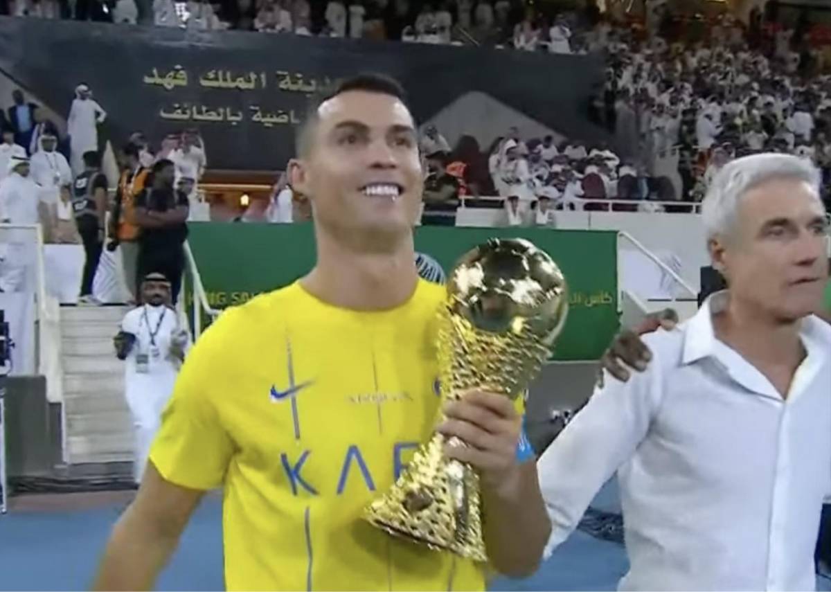 Quiso humillar a Cristiano y terminó mal; la bronca que armó Talisca y así festejó Ronaldo su primer título con Al Nassr