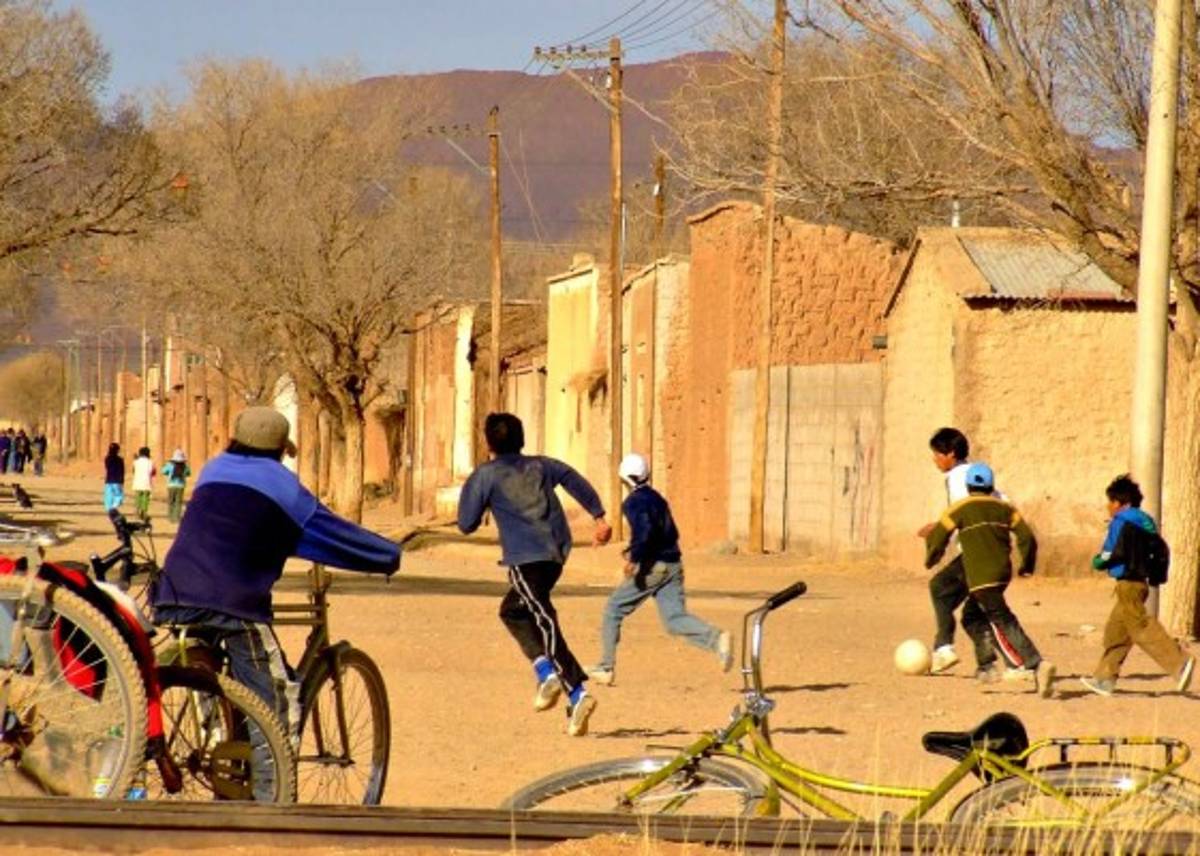 Las 21 reglas del fútbol callejero que nadie olvida