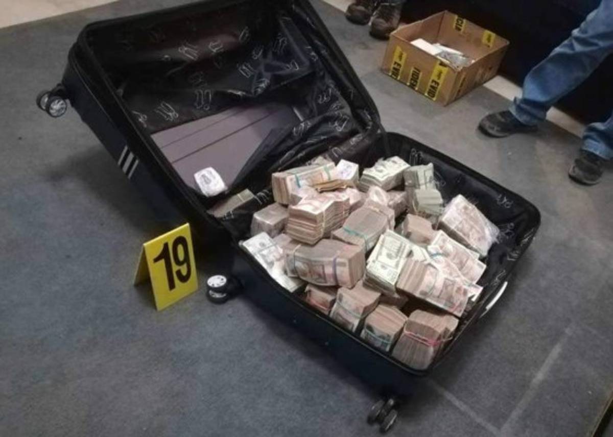 Los lujosos autos que decomisaron a narcotraficantes en operativos en Guatemala