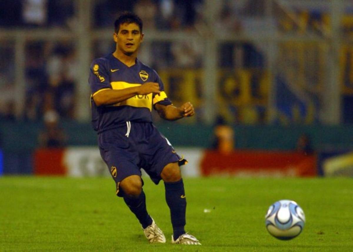 Un arquerazo y un tridente brutal: Carlos Tévez desvela el 11 ideal para su gran despedida del fútbol