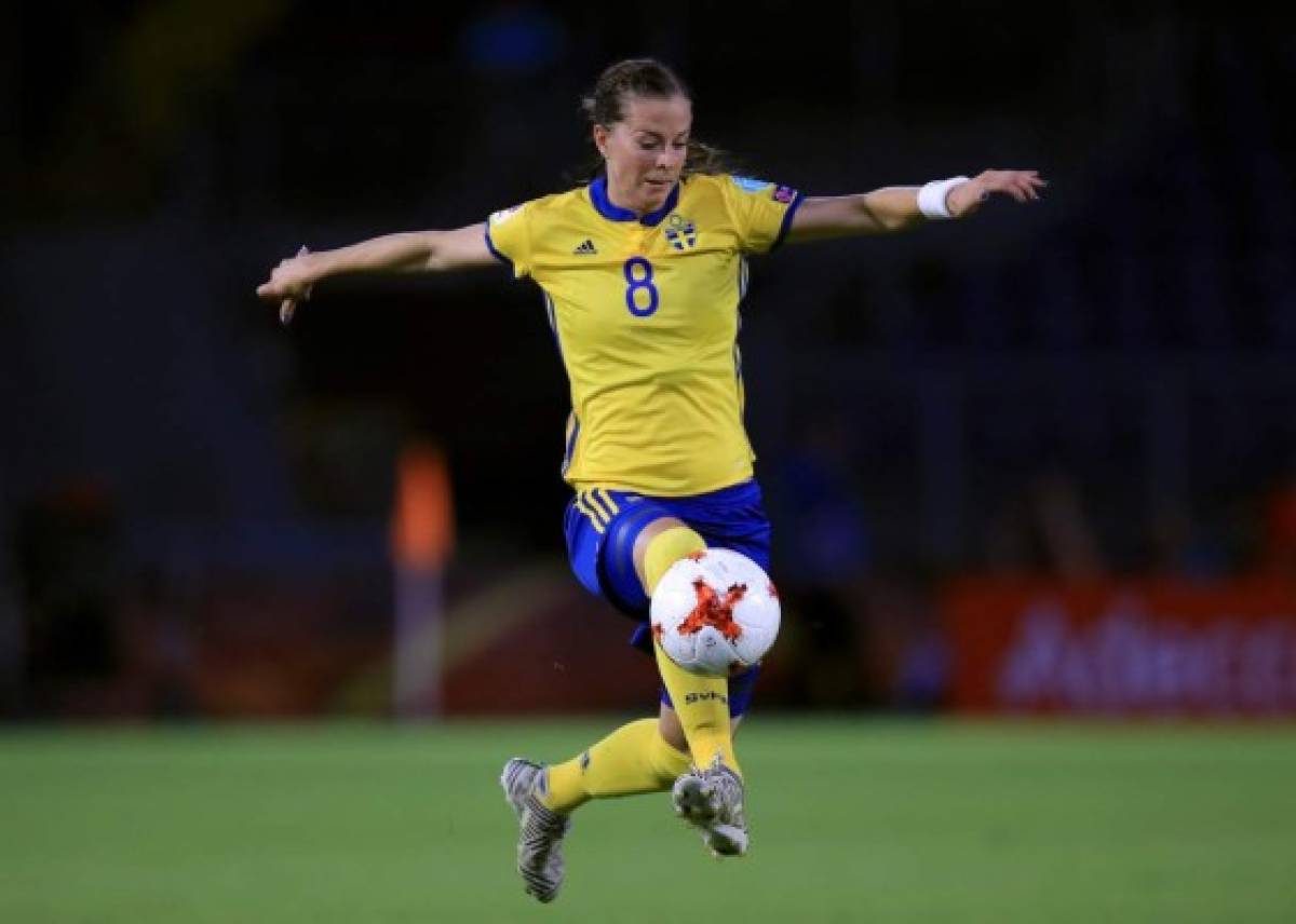 Homenaje en el Día de la Mujer : Las 10 mejores futbolistas femeninas que se han visto