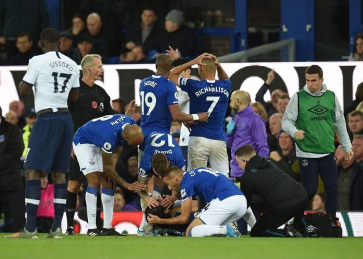 FOTOS: La reacción de los futbolistas del Everton y Tottenham al ver la horrible lesión de André Gomes