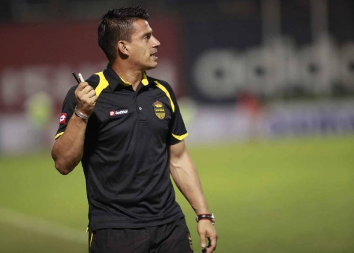 Ingenieros y hasta con maestrías: Los futbolistas de Honduras que tienen una carrera universitaria