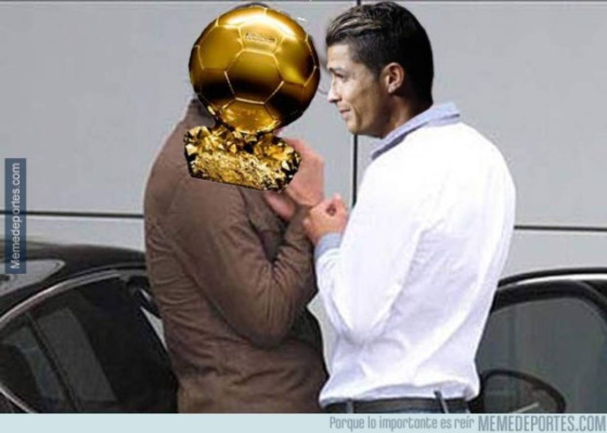 Cristiano recibe su quinto Balón de Oro y los memes atizan contra Messi