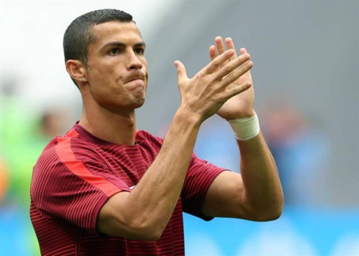 Lo que no se vio por TV: La petición de una mujer a CR7 y la mirada de Guardado al crack luso