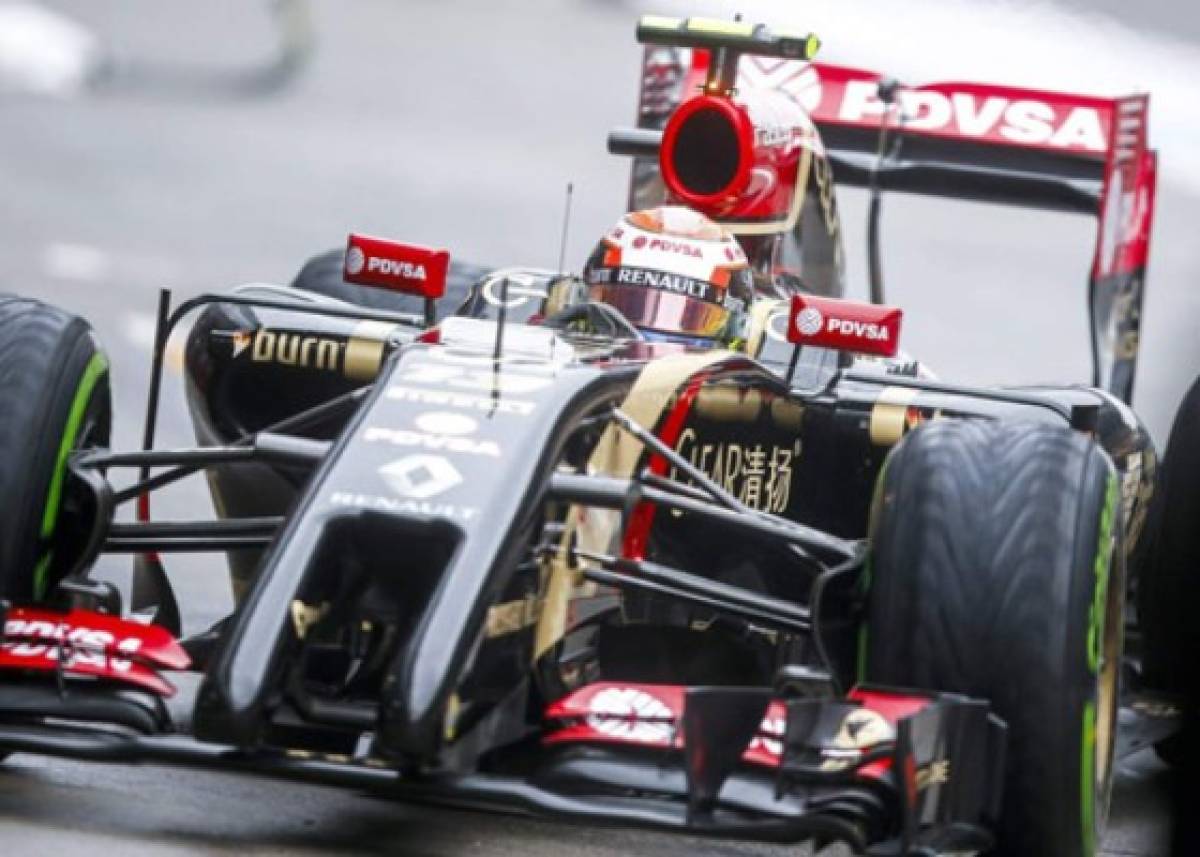 Hamilton logra la 'pole para Shanghái, Alonso saldrá quinto
