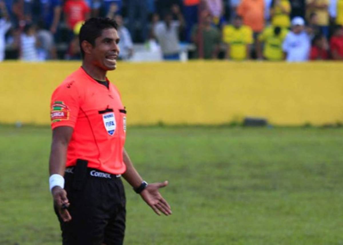 Erick Andino pitará hoy el duelo Real España vs Victoria