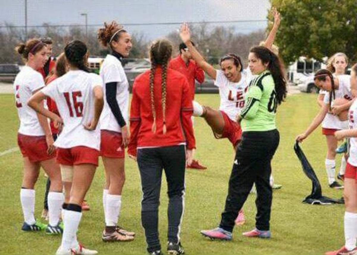 Katterin Díaz, la hondureña que es futbolista profesional y modelo en EUA