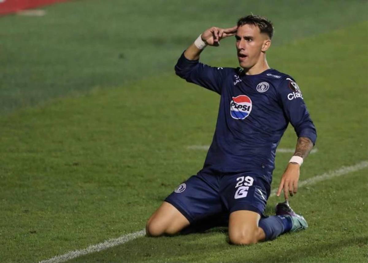 El villano del juego, motivo del berrinche de Rubilio Castillo y la pelea que hubo en el Motagua - Herediano