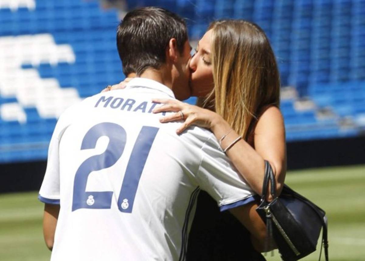 Alice Campello, blogguer italiana que robó miradas en presentación de Álvaro Morata