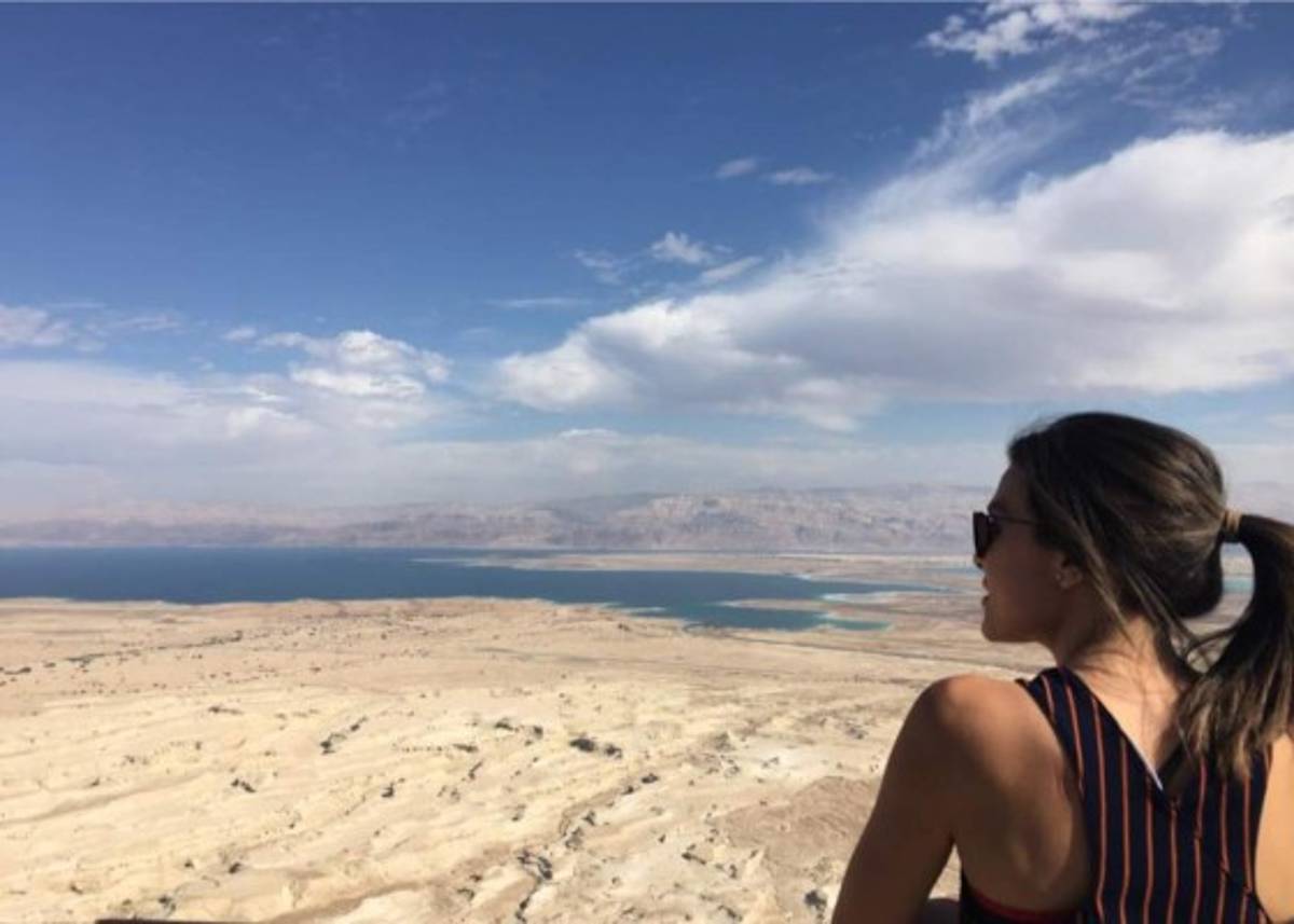 Jennifer Segura, la hermosa periodista tica aficionada al equipo del 'Ro-Ro'