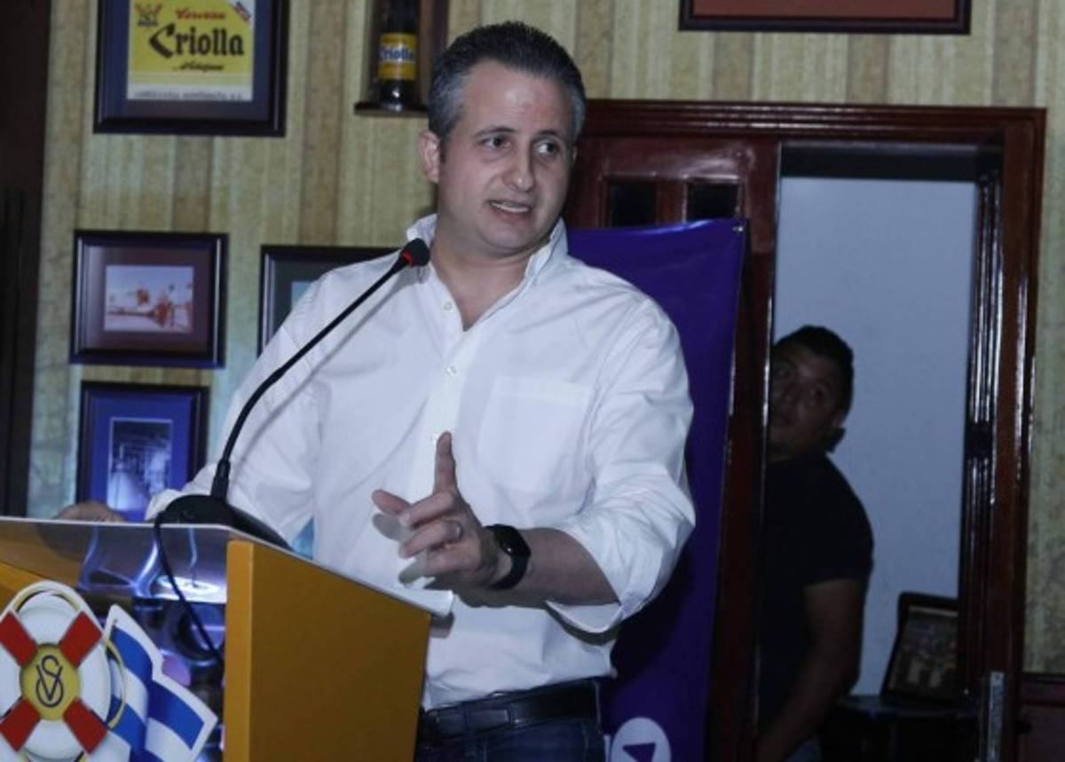 FICHAJES: Real España anuncia altas y prepara barrida, mexicano ofrecido en Honduras y Troglio define su futuro