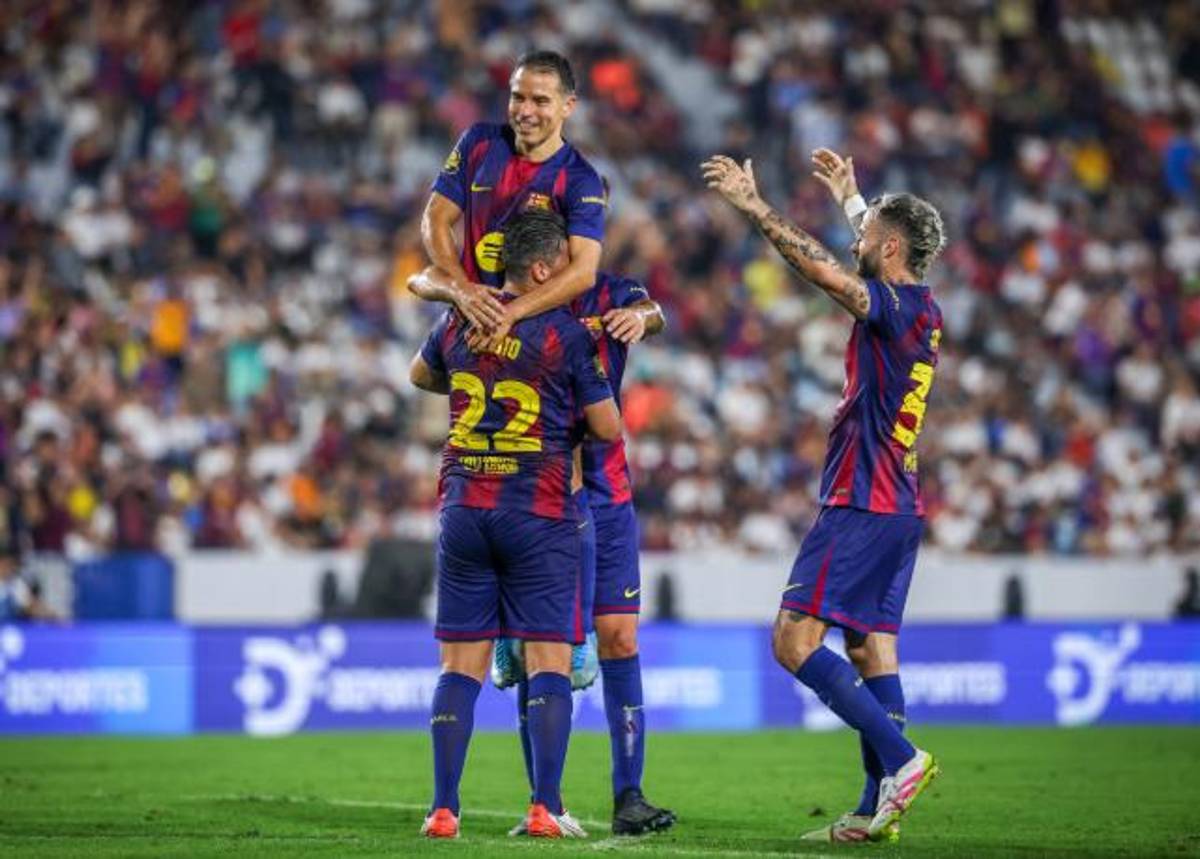 Así se vivió el partido de leyendas de Barcelona y Real Madrid en El Salvador: Yo pensé que estaba en Brasil