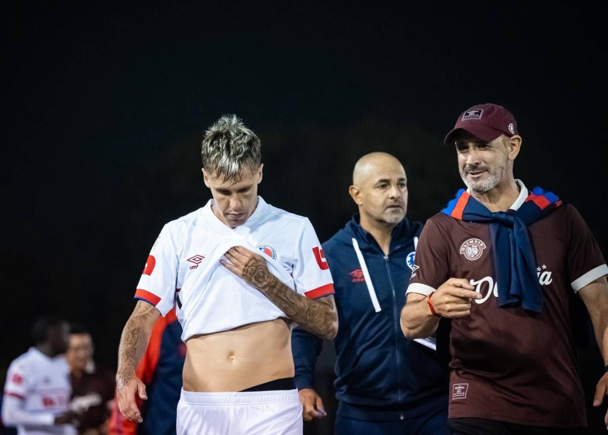 ¡Bochorno en New Orleans! Argentino Agustín Mulet y Riky Zapata se pelean a puño limpio en un amistoso Olimpia-Motagua