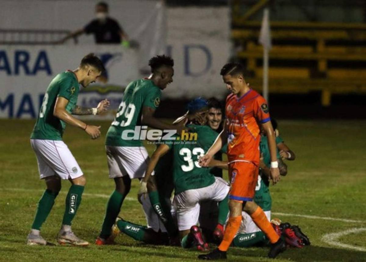 No se vio en TV: El lamento de Rony Martínez, reclamos de Buba López y la amarilla para Troglio