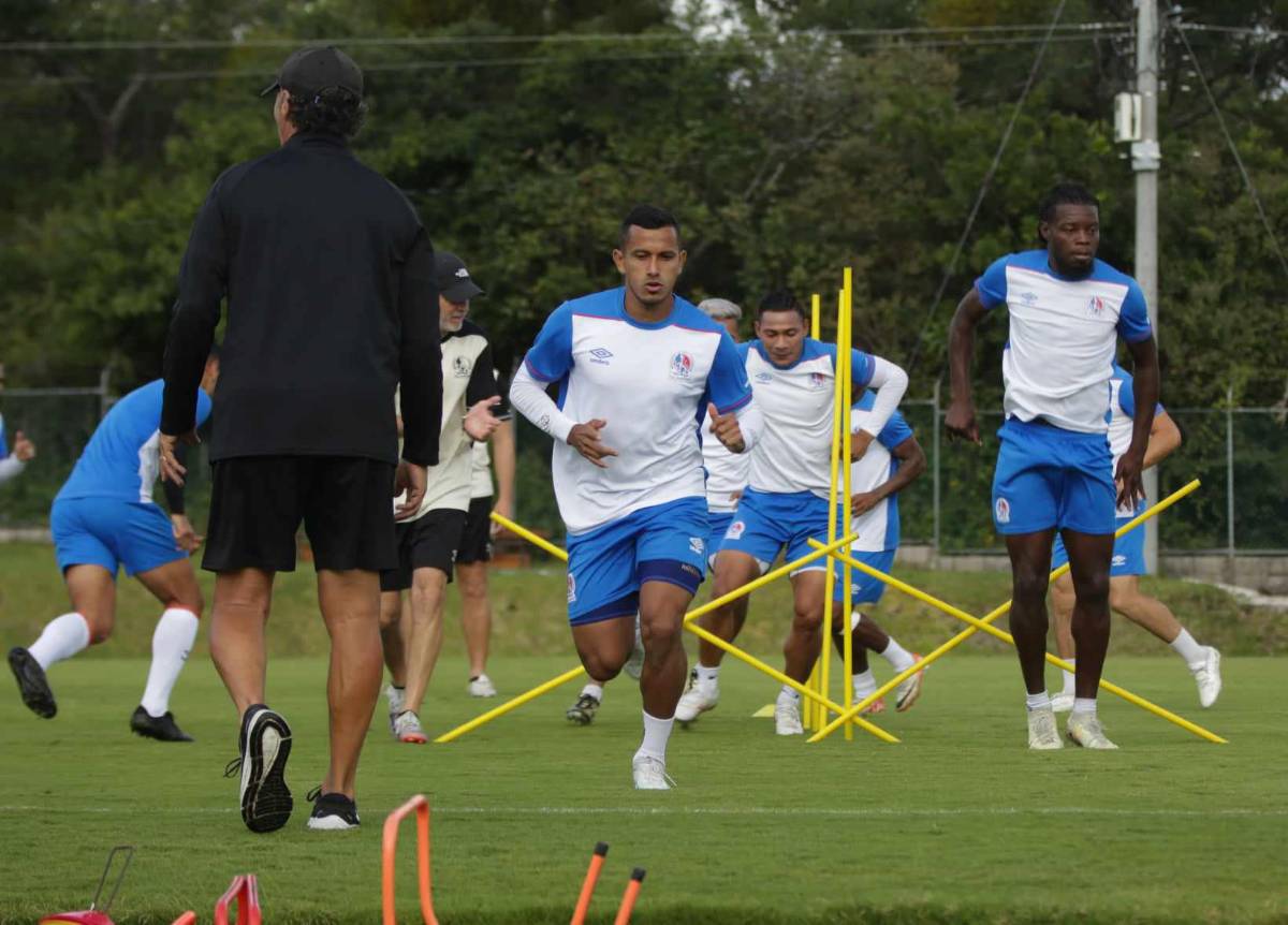 Melancólico y sensible: así vivió Pedro Troglio uno de sus últimos entrenamientos con el Olimpia tras anunciar su adiós