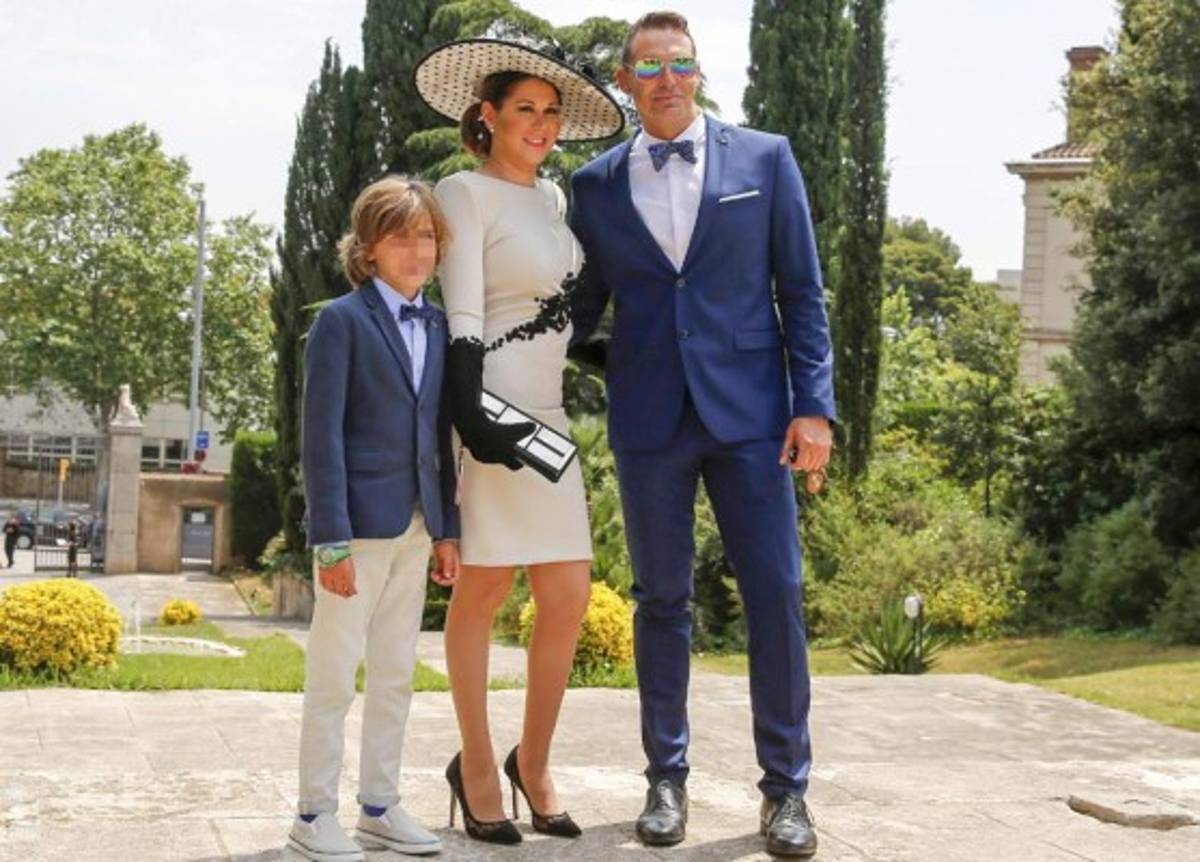 Boda de Víctor Valdés estuvo rodeada de ex jugadores del Barcelona