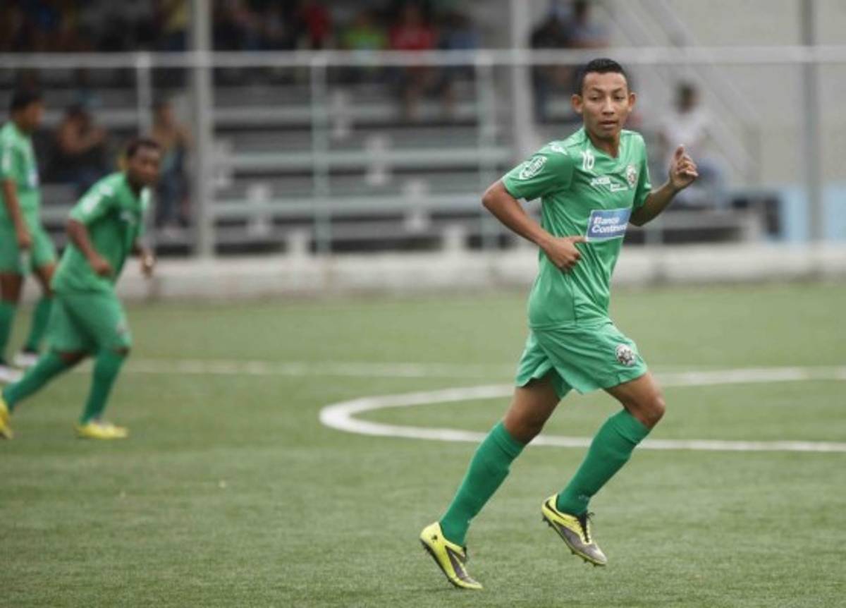 El revolucionado once titular de Marathón al mando de Héctor Vargas