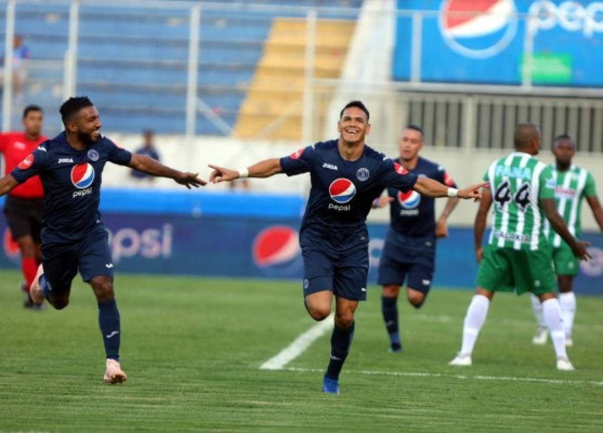 Los Azules se impusieron 4-0 en el Nacional con hatrick de Roberto Moreira y otro tanto de Kevin LÃ³pez.