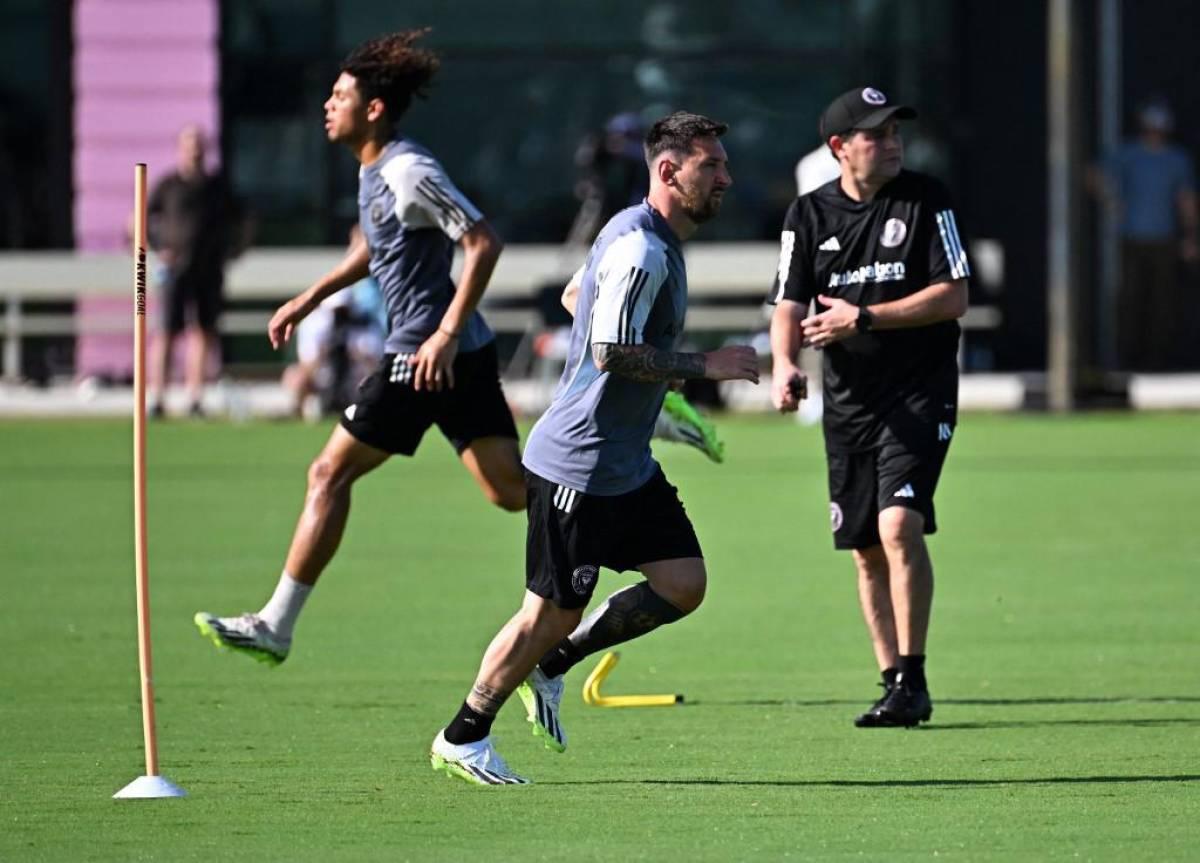 Messi encabeza lista de grandes cracks que fueron compañeros de hondureños: Wilson ‘retiró’ a un Balón de Oro