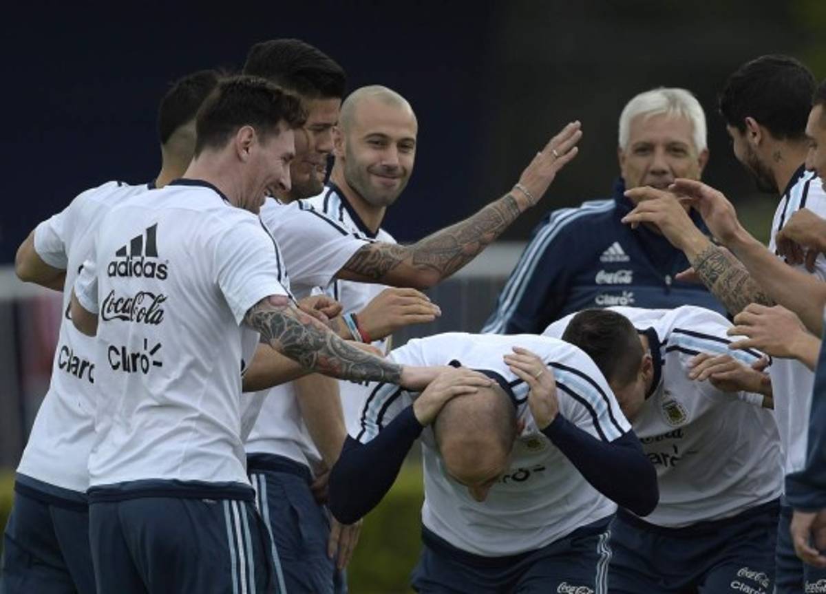 Gran ambiente en el primer entrenamiento de Argentina de cara a juegos eliminatorios