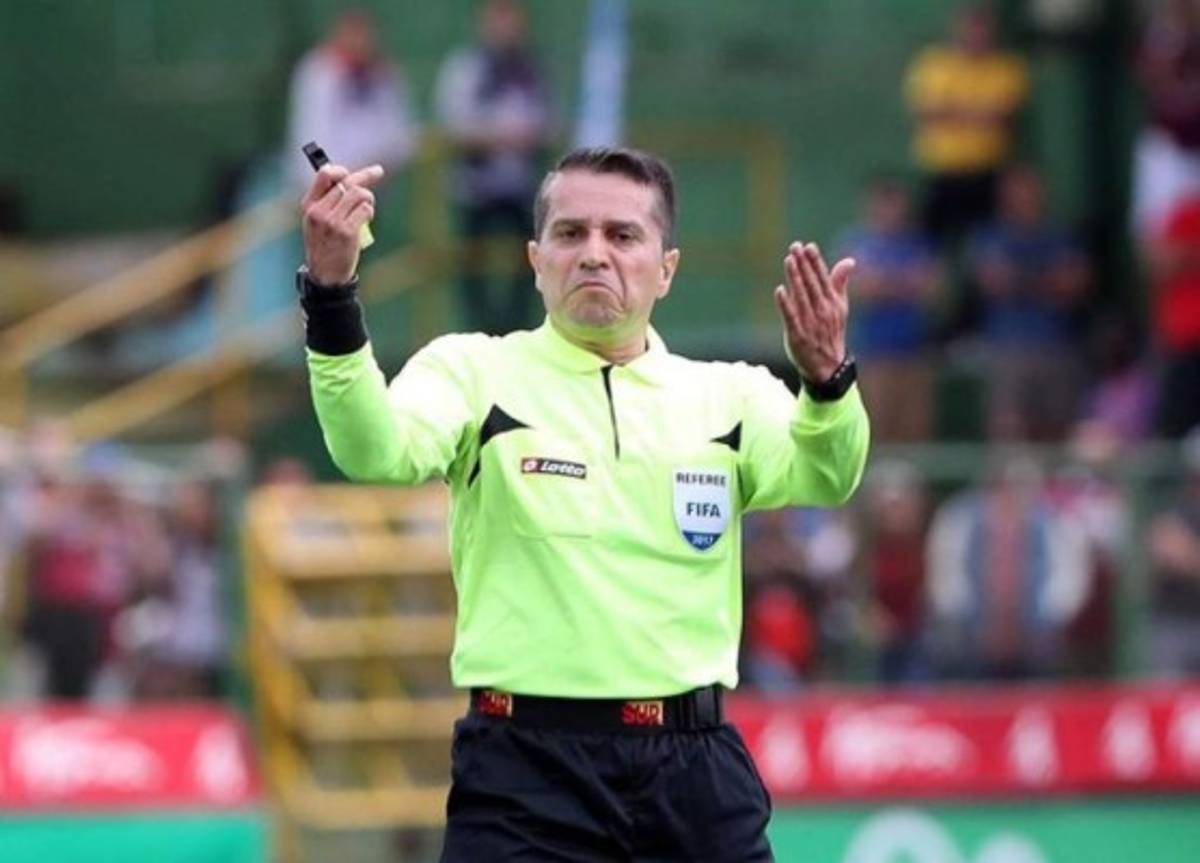 Árbitros centroamericanos que podrían venir a pitar en el cierre del torneo si se aprueba