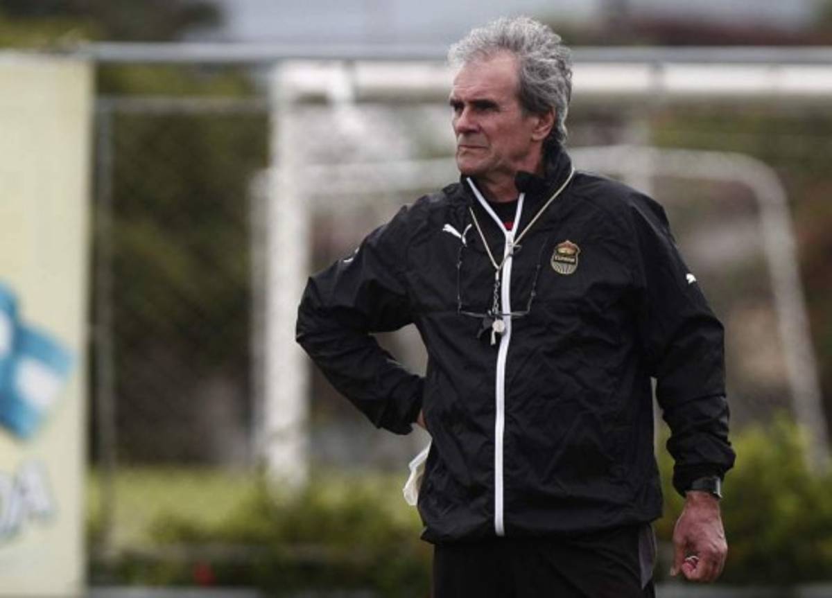 ¿Dónde están los extécnicos extranjeros que vinieron a Honduras? Uno dirigirá al Monterrey de México