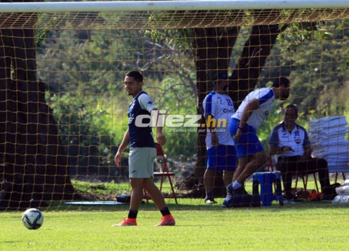 ¡Busitos y escondieron el 11! Las fotos del último entreno de Honduras antes de enfrentar a México