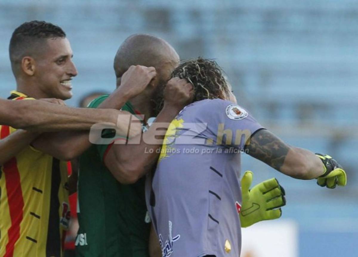NO VISTE EN TV: Marathón-Real España terminó con zafarrancho y lágrimas