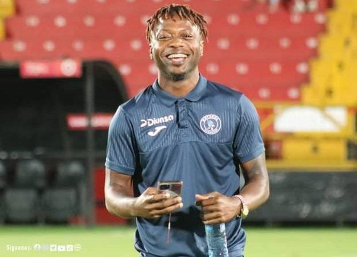 FICHAJES: Olimpia perdería dos titulares, hondureño iría a histórico europeo y futuro de Henry Figueroa con giro radical